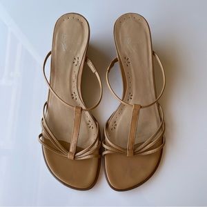 White Mountain Vintage Leather Sandal Heels Size 8